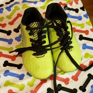 Vizari soccer cleats